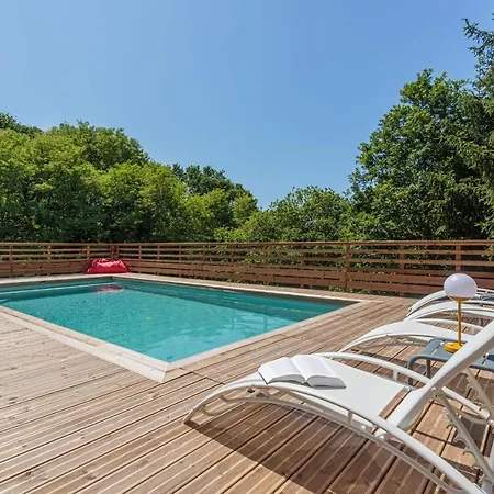 Landagaina With Heated Pool And Garden Close To Biarritz 度假居