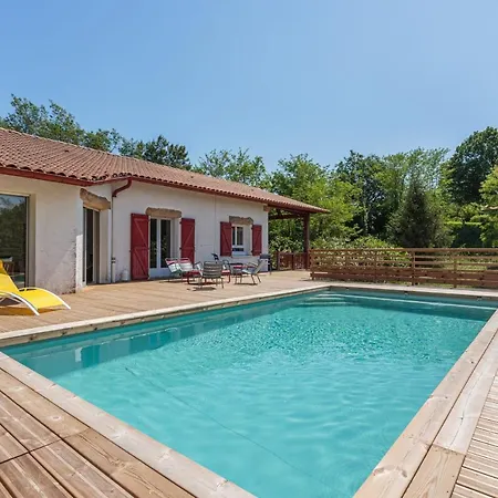 Landagaina With Heated Pool And Garden Close To Biarritz *